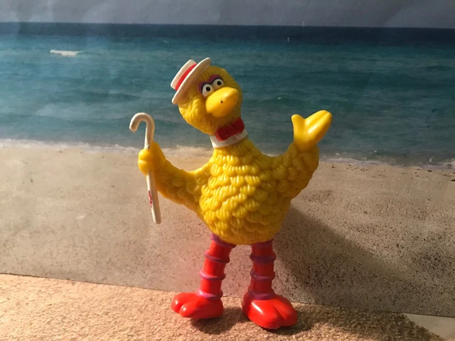 Sesame Street  Pvc   Big Bird Playing Guitar  Cake Topper  Figure