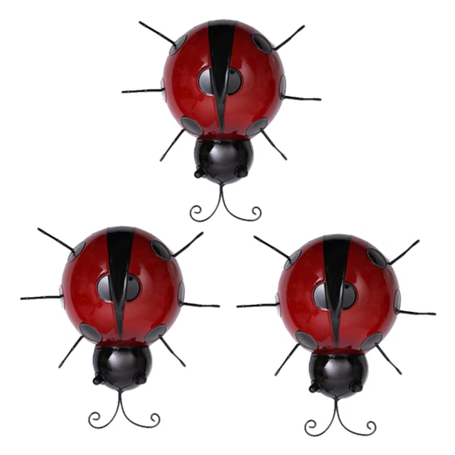 Orecchini pendenti a forma di coccinella su foglia in argento sterling 925 con smalto e marcasite di JewelAriDesigns - Italia