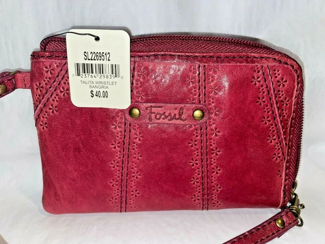 Fossil Vintage Revival Talita Wristlet Wallet Sangria Nwt Distressed Leather Fossil Vintage Revival Talita Wristlet Wallet Sangria Nwt Distressed Leather