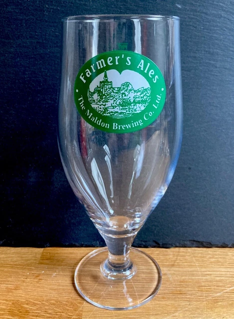 Farmers Ales Challis Pint Glas Maldon Brauerei Pub Bar Mancave