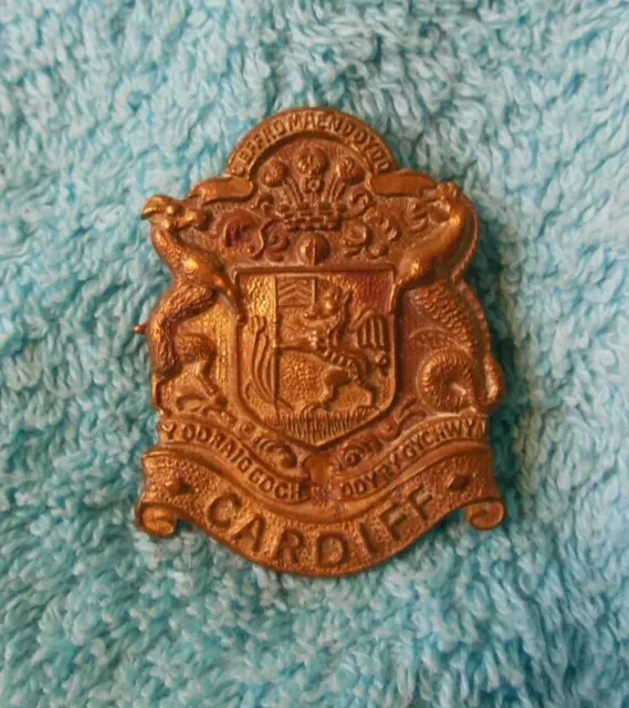 Welsh Regiment ( Cardiff Pals) Cap Badge 16th Battalion