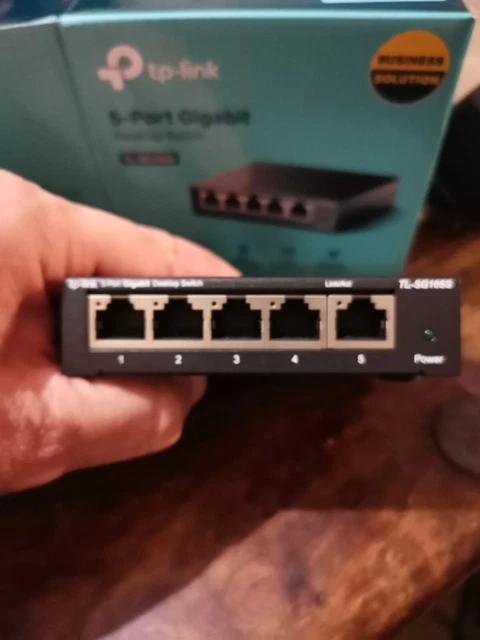 TP-LINK TLSG105E 5-Port Gigabit Ethernet Switch