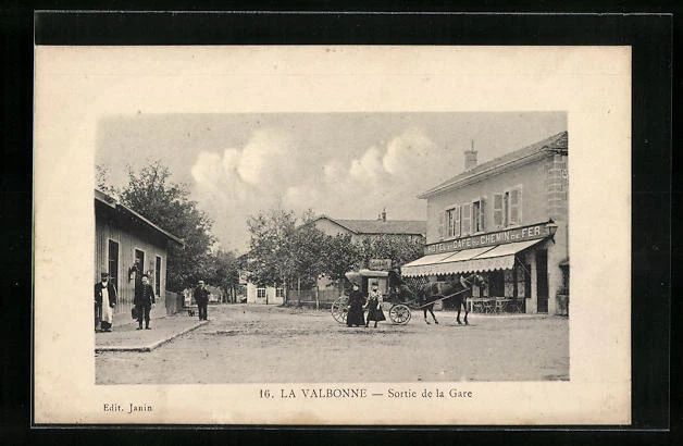 CPA LA VALBONNE, Sortie de la Gare EUR 7,00 PicClick FR
