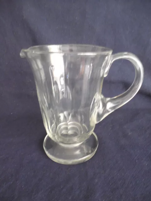 ANCIEN PICHET  EN VERRE soufflé et taillé