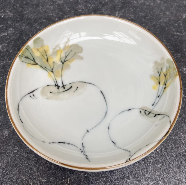 Japanese turnip sometsuke small white porcelain side plate 126mm wide