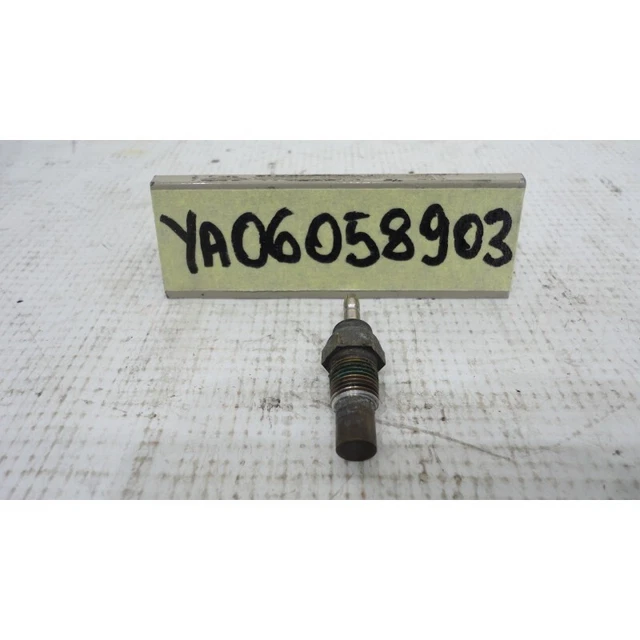 YAMAHA R6 99 02 Water Temperature Sensor Water Temperature Sensor £19.