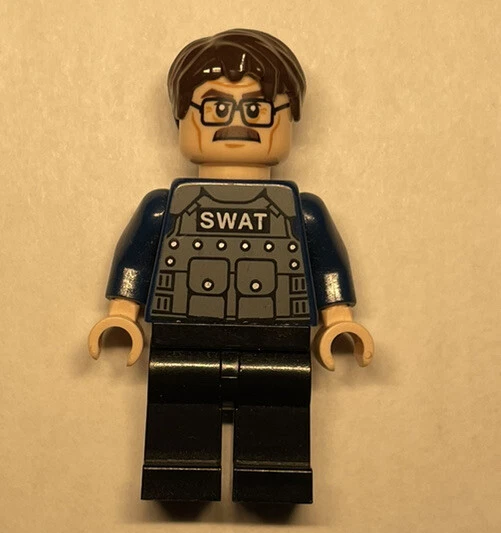 lego commissioner gordon with SWAT Team Vest