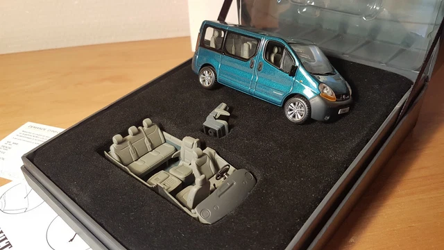 Coffret Norev 1/43 - Renault Trafic Generation 2004, Très Bon état