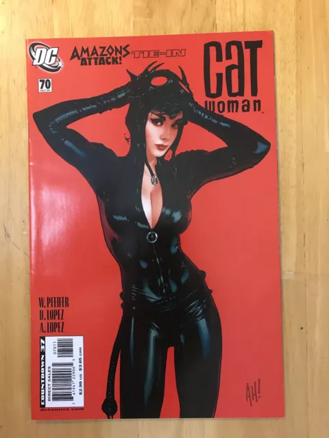 Catwoman #70 **NM (9.4)** Cover Art Adam Hughes DC Comics 2007 Classic Cover
