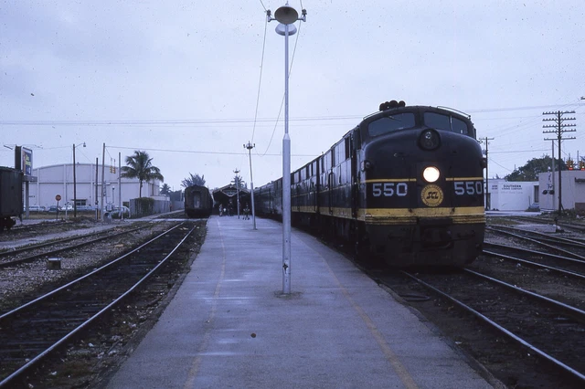 ORIGINAL 1970 RAILROAD SLIDE SCL SEABOARD COAST LINE 550 train Miami FLORIDA SAL