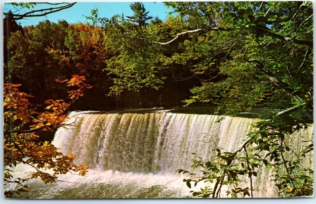 Postcard - Upper Tahquamenon Falls, Tahquamenon Falls State Park - Michigan