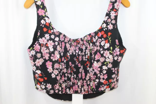 NWT Wayf Womens Black Floral Sleeveless Button Front Crop Top L 3