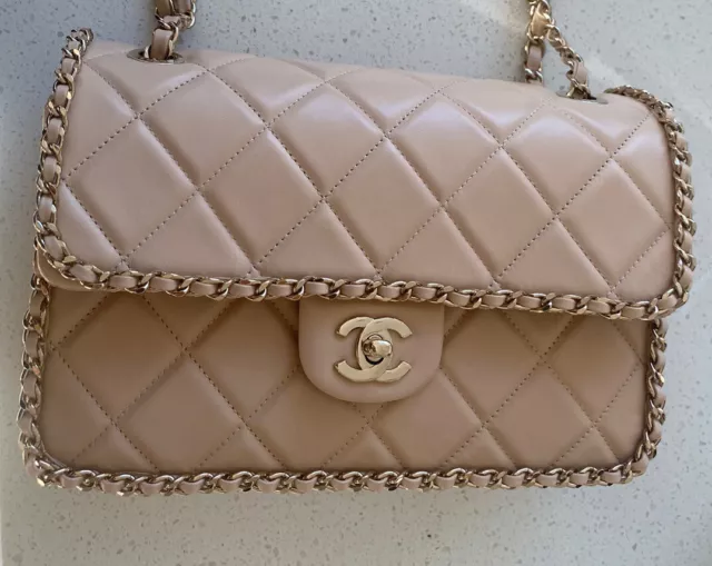 CHANEL PERFECT FIT Flap Bag **RARE** size SMALL* Adjustable Strap