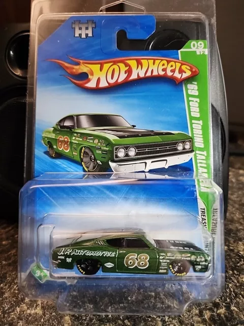 Hot Wheels 2010 Super Treasure Hunt '69 Ford Torino Talladega