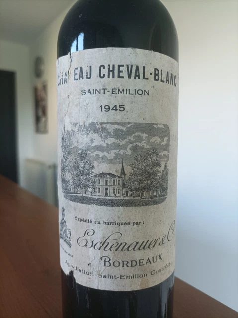 CHEVAL BLANC -  Saint Emilion Grand Cru - Mise négoce - 1945