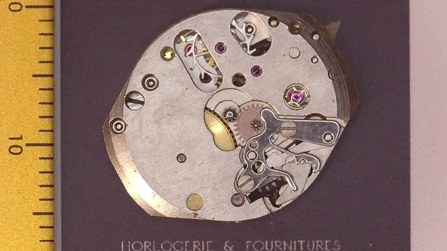 Mouvement De Montre Mécanique Lucien Piccard Vintage - Pour Pièces Ou Réparation