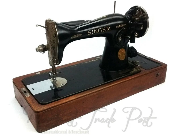 SINGER SEWING MACHINE 1931 Model 101 Replacement Part Needle Clamp