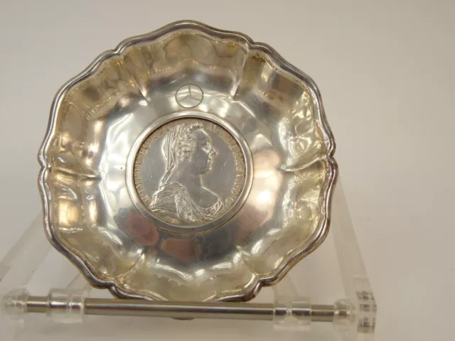 Silber Schale mit Maria Theresia Taler  Silber