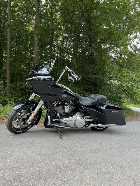Harley Street Road Glide Cult Werk Seitendeckel Custom ab BJ 2009