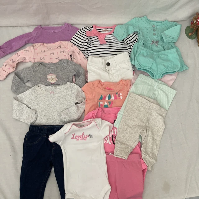 Lot Of 16 Just want you, Carters, Gerber/others  Newborn  baby girl clothes