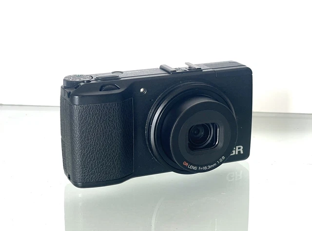 Ricoh GR 16.2MP Digital Camera - Black with Pentax AF-200fg flash