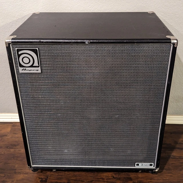 Ampeg B410HE 4x10" Bass Amp Cabinet (SLM) Ampeg B410HE 4x10" Bass Amp Cabinet (SLM)