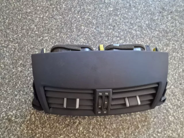 Toyota RAV 4 (XA30) 2008 dash center air vent grill ADV83322