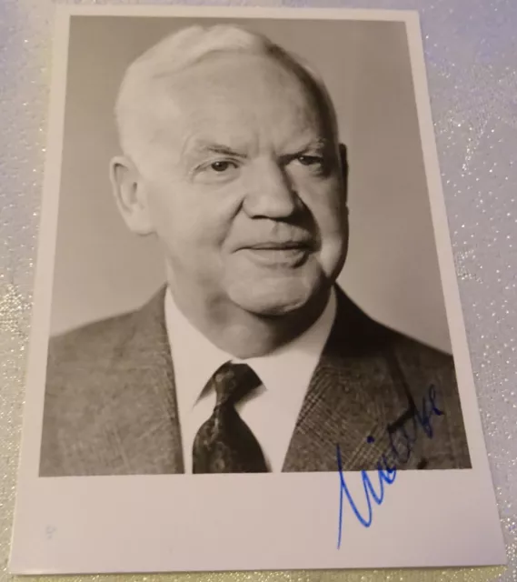 Autogramm "Heinrich Lübke " handsigniert