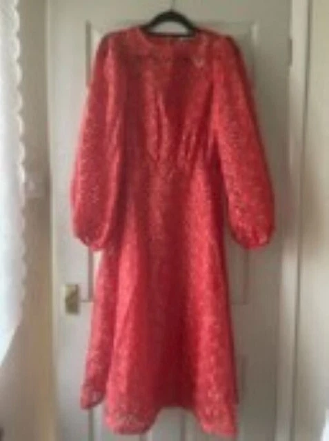 Zara new in shop dresses uk