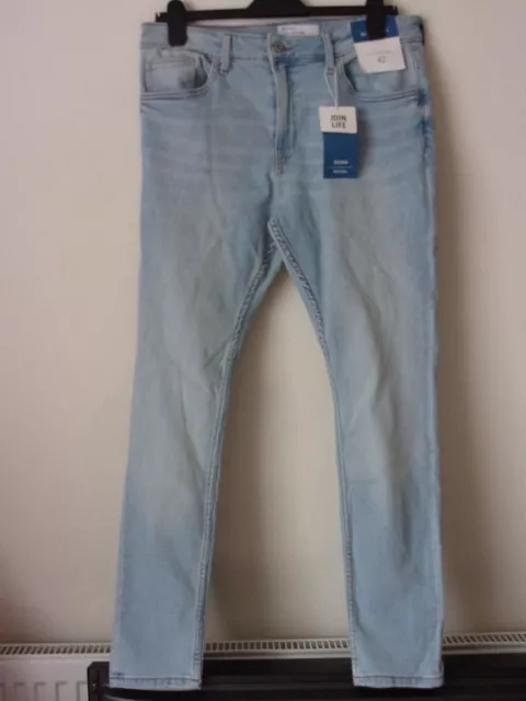 Jeans super skinny best sale uomo bershka