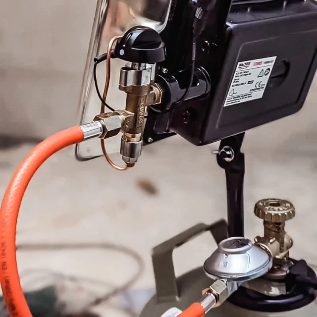 WALTER Gasheizstrahler Eco mit Piezo Zündung, Druckregler, Schlauch, 4,2 kW 8