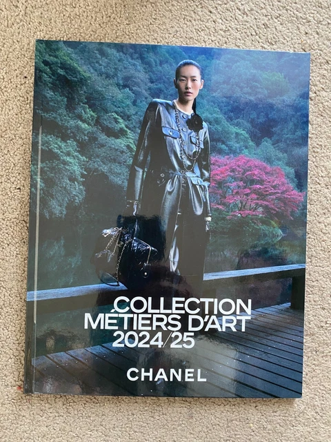 CHANEL SUPER COLLECTION 2003 Picture Book Bag Accessories Catalogs
