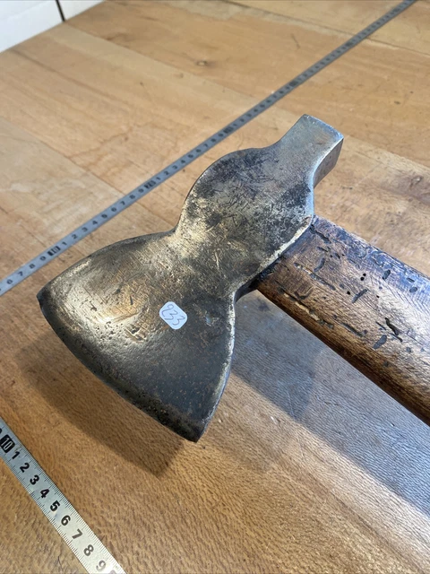 OUTIL ANCIEN DOLOIRE Hache De Tonnelier Sabotier Charpentier Art Populaire EUR 35,00 - FR OUTIL ANCIEN DOLOIRE Hache De Tonnelier Sabotier Charpentier Art Populaire EUR 35,00 - FR