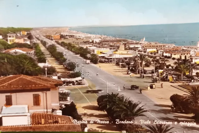 Cartolina - Marina di Massa - Bondano - Viale Litoraneo e Spiaggia - 1964