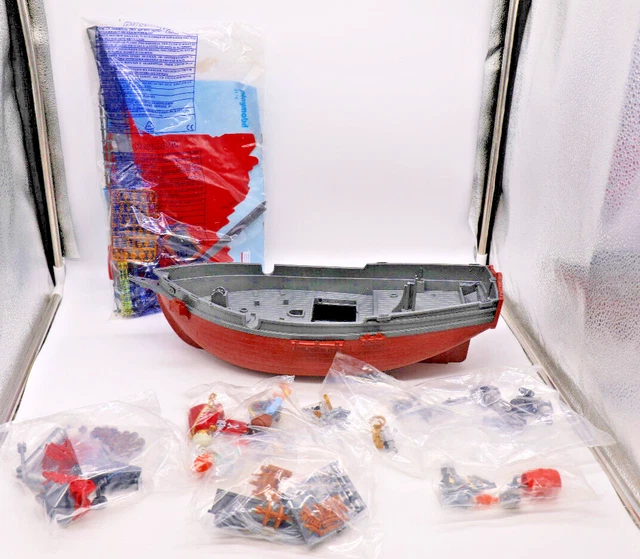 PLAYMOBIL 5869 RED Corsair Pirate Ship d'occasion mais presque complet