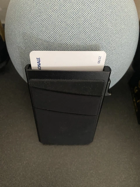 Cover AVANA Per IPhone 11 Pro – Effetto Carbonio, TPU Morbido E Antigraffio – Colore Nero