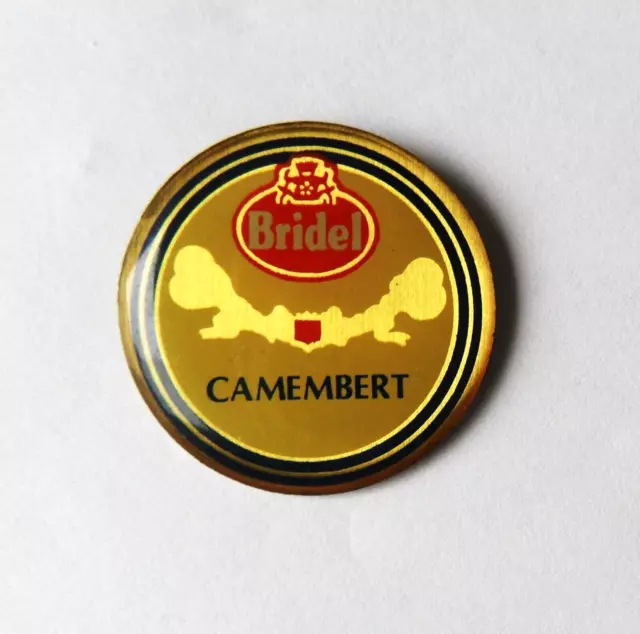 RNT/ Pin's  fromage Camembert Bridel