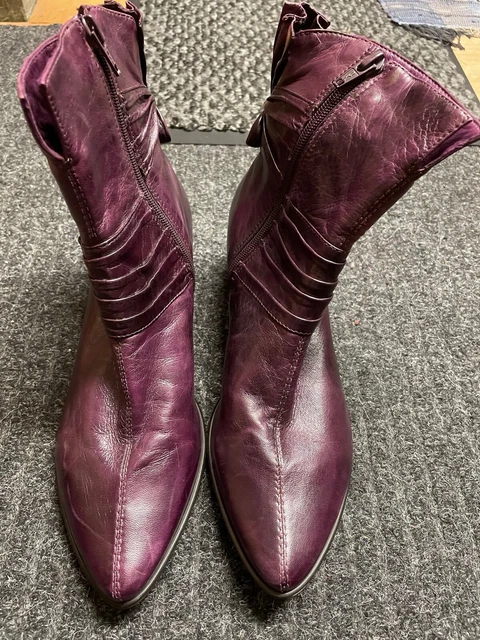 Everybody by BZ Moda, Purple ankle boot, Size 39.5 Everybody by BZ Moda, Purple ankle boot, Size 39.5