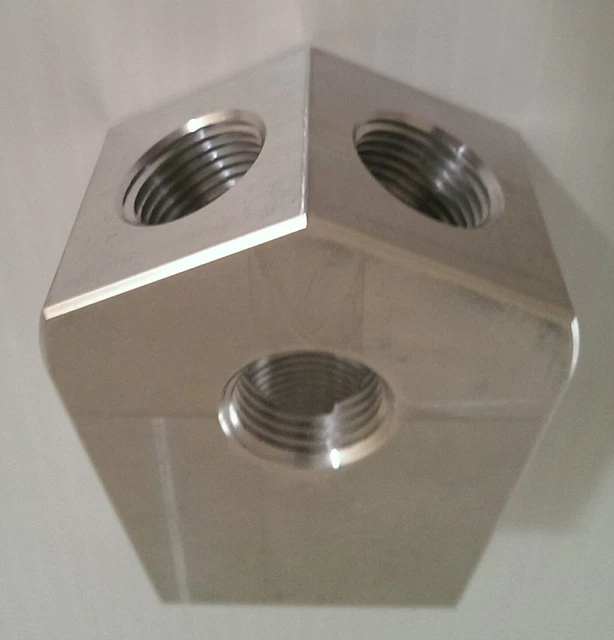 LOWRIDER HYDRAULICS  1/2'' Y Block