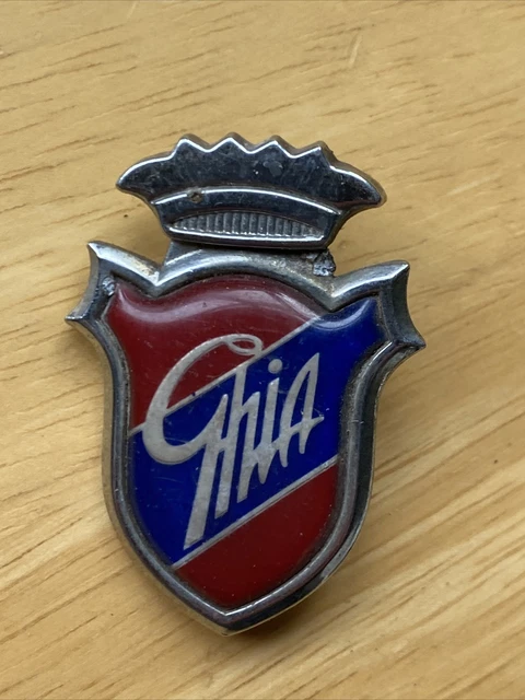 DISTINTIVO FORD GHIA originale in metallo vintage. Tenda escort festa. Distintivo auto classico