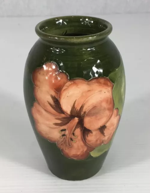 Moorcroft Hibiscus Pattern Vase 11cm In Height