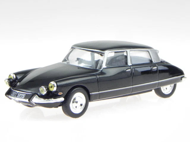 Citroen DS 19 Pallas 1965 noir véhicule miniature 1/43