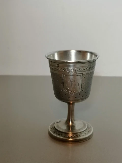 Boite ovale a bonbon argent massif interieur vermeil poinçon minerve
