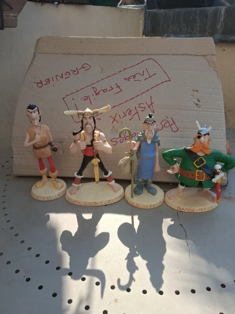 Figurine Plastoy Asterix & Obelix Asterix Le Gaulois Paf Soldat Romain 3521320401003