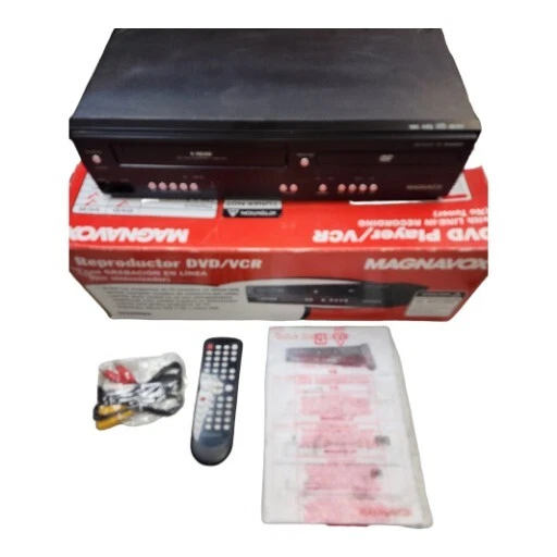 DVD/VHS COMBO MAGNAVOX DV220MW9 DVD Player/VHS Recorder With Remote