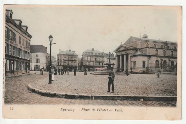 EPERNAY - Marne - CPA 51 - the streets - Place de l'Hotel de ville - color map