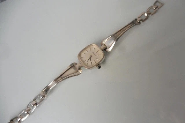 Montre Bracelet Femme YEMA En Argent Massif 835 - Mécanique à Remontage Manuel - Occasion Fonctionnelle