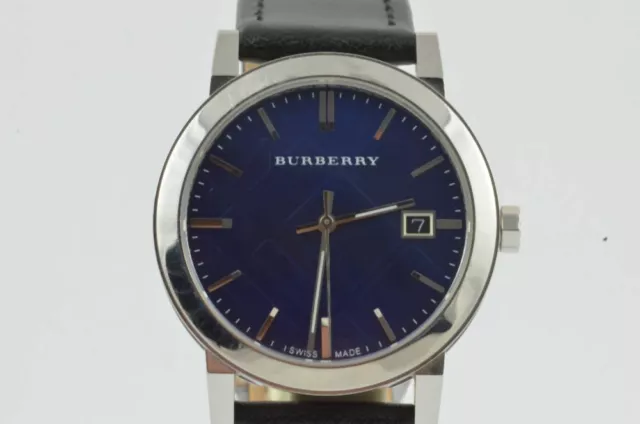 Burberry Quart Men's Watch BU9031 1 17/32in Nice Condition RAR Wrist