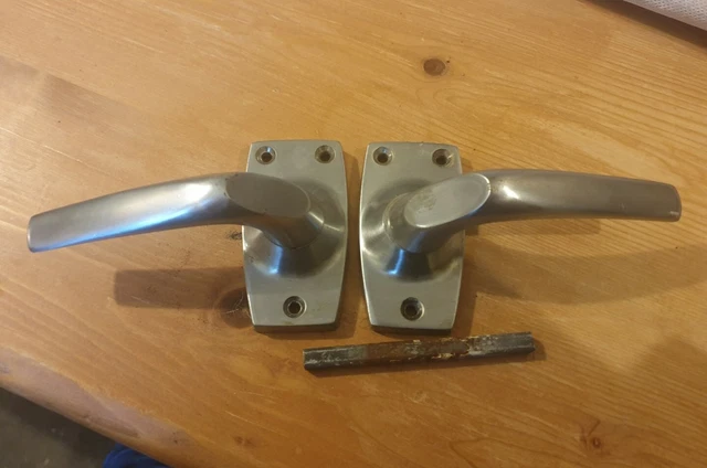 One pair of vintage 70s lever door handles Kenrick