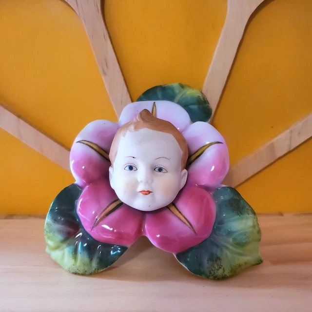 RARE VINTAGE ANTHROPOMORPHIC Flower Face Wall Plaque Boy Ardalt Py